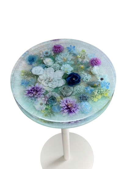 "Frozen Garden" – Handgemachter Blumentisch mit 3D-Effekt
